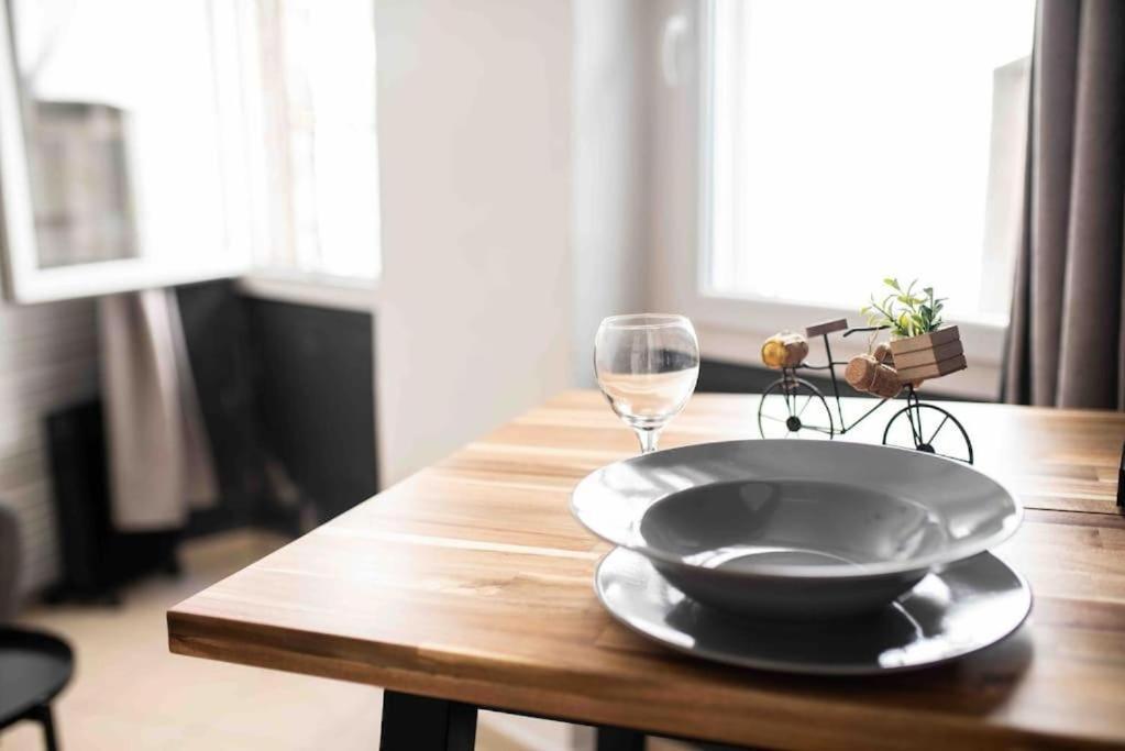 Appartement Tout Equipe Au Coeur Du Vieux Port Marseille Exteriér fotografie